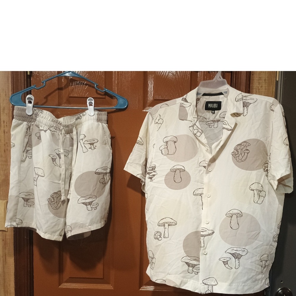 Malibu Mushroom Print Shirt & Shorts Set Mens Medium Cream Good Boho Casual